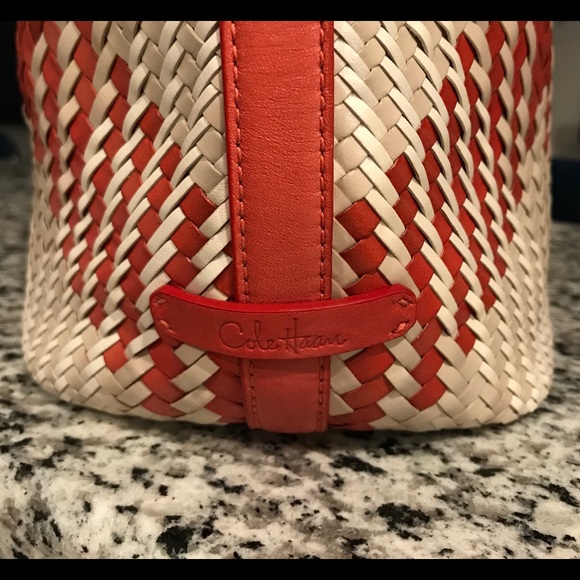 ✨NEW!✨Cole Haan✨Genevieve✨NWT! RARE Woven Leather Large Diamond Weave Bag - Picture 6 of 10